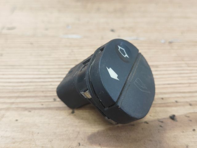 bontott FORD KA Jobb első Ablakemelő Kapcsoló