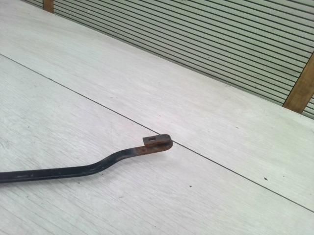 bontott FORD KA Jobb első Ablaktörlő Kar