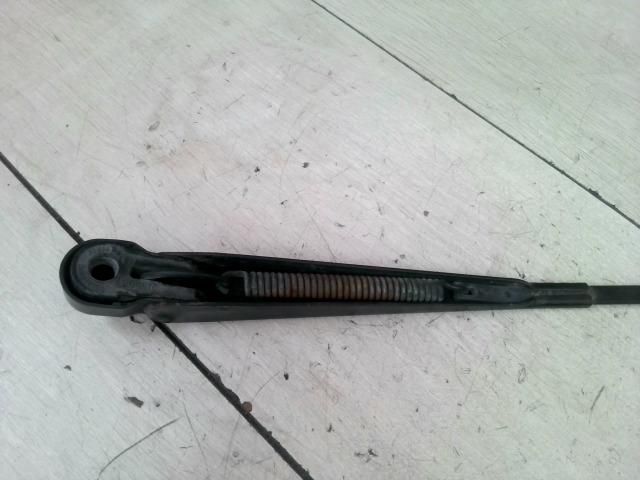 bontott FORD KA Jobb első Ablaktörlő Kar