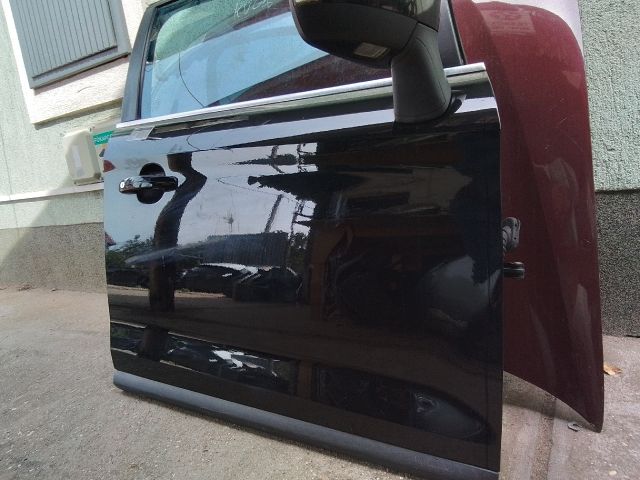 bontott FORD KA Jobb első Ajtó (Részeivel)