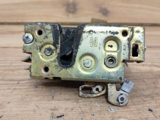 bontott FORD KA Jobb első Ajtózár