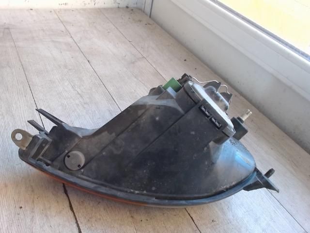 bontott FORD KA Jobb Fényszóró