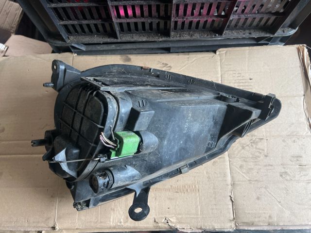 bontott FORD KA Jobb Fényszóró