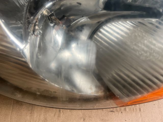 bontott FORD KA Jobb Fényszóró