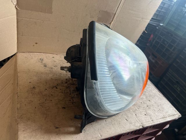 bontott FORD KA Jobb Fényszóró