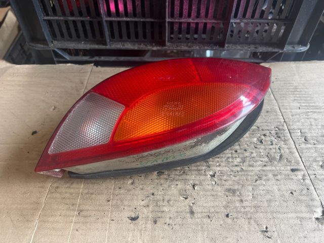 bontott FORD KA Jobb Hátsó Lámpa