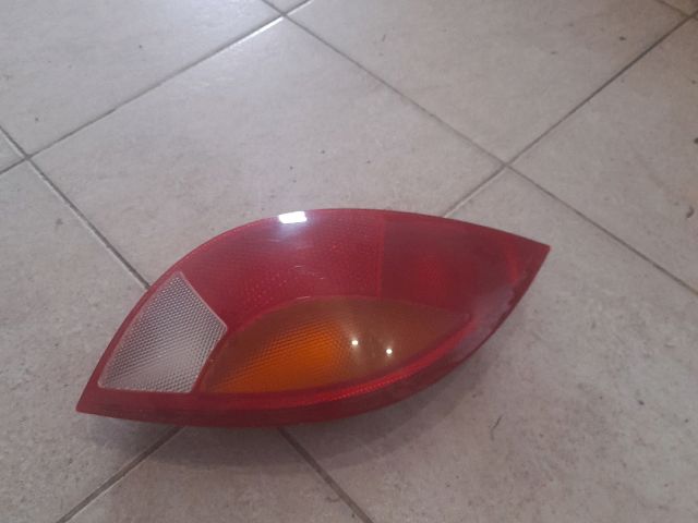 bontott FORD KA Jobb Külső Hátsó Lámpa