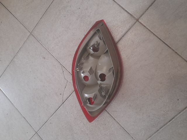 bontott FORD KA Jobb Külső Hátsó Lámpa