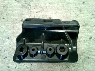 bontott FORD KA Jobb Motorháztető Zárszerkezet