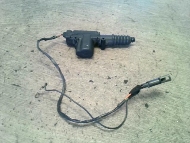 bontott FORD KA Központizár Motor Csomagtérajtó