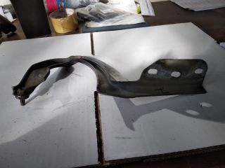 bontott FORD KA Motorháztető Jobb Zsanér