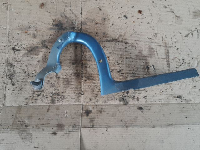 bontott FORD KA Motorháztető Jobb Zsanér