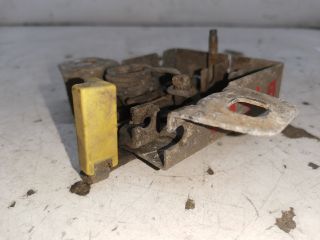 bontott FORD KA Motorháztető Zárszerkezet