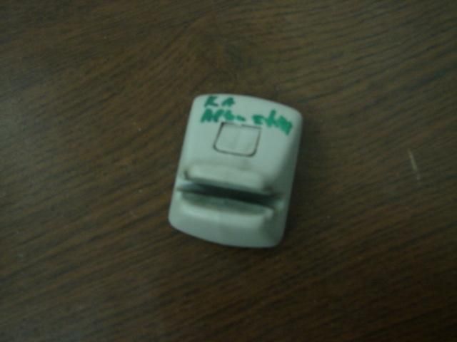 bontott FORD KA Napellenző Tartó (Pozíciófüggetlen)