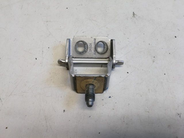 bontott FORD KA PLUS Csomagtérajtó Zsanér