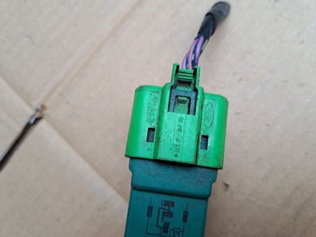 bontott FORD KA Relé