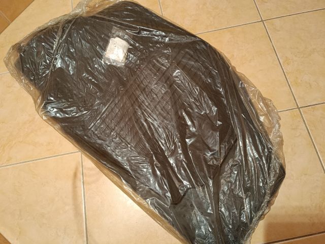 bontott FORD KA Szőnyeg Szett