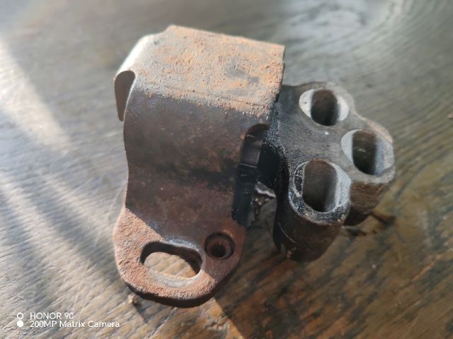 bontott FORD KA Tartó Bak