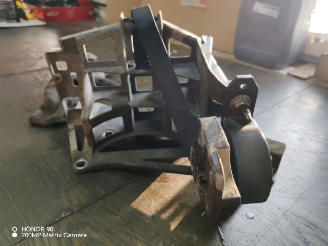 bontott FORD KA Tartó Bak