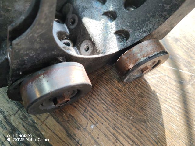 bontott FORD KA Tartó Bak