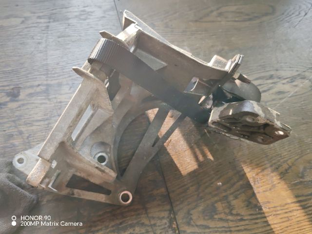 bontott FORD KA Tartó Bak