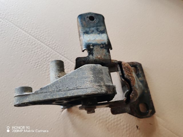 bontott FORD KA Tartó Bak