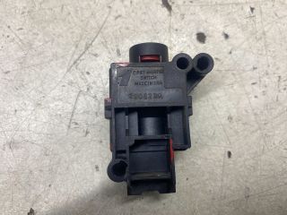 bontott FORD KA Üzemanyag Elzáró Szelep