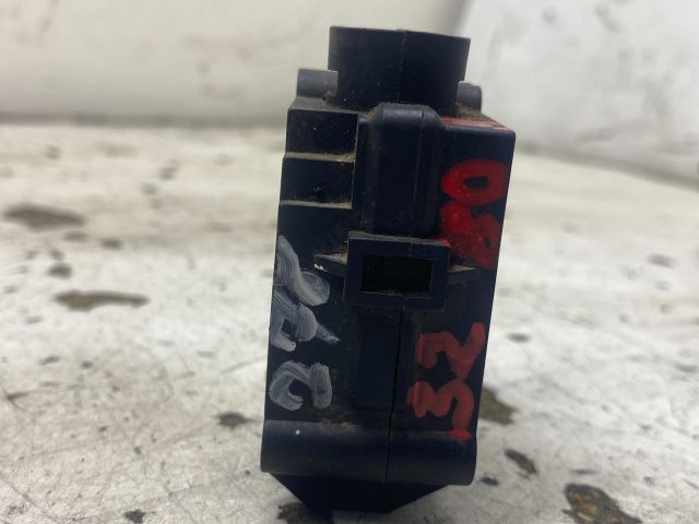 bontott FORD KA Üzemanyag Elzáró Szelep