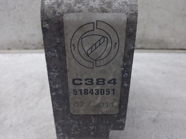 bontott FORD KA Váltó Tartó Bak (Pozíciófüggetlen)