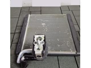 bontott FORD KUGA Klímahűtő Radiátor