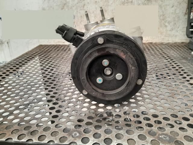 bontott FORD KUGA Klímakompresszor