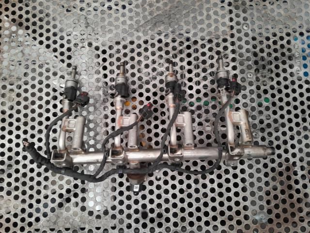 bontott FORD KUGA Közösnyomócső