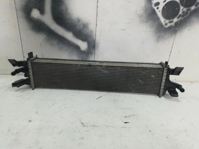 bontott FORD KUGA Vízhűtő Radiátor (Nem klímás)