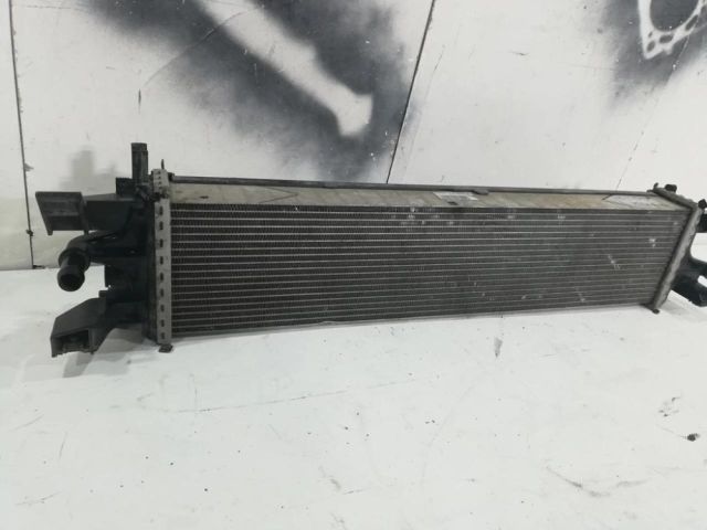 bontott FORD KUGA Vízhűtő Radiátor (Nem klímás)