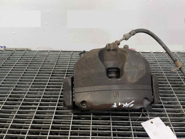 bontott FORD KUGA Bal első Féknyereg Munkahengerrel