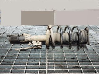 bontott FORD KUGA Bal első Lengéscsillapító