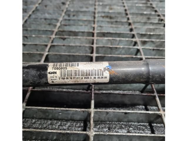 bontott FORD KUGA Bal hátsó Féltengely