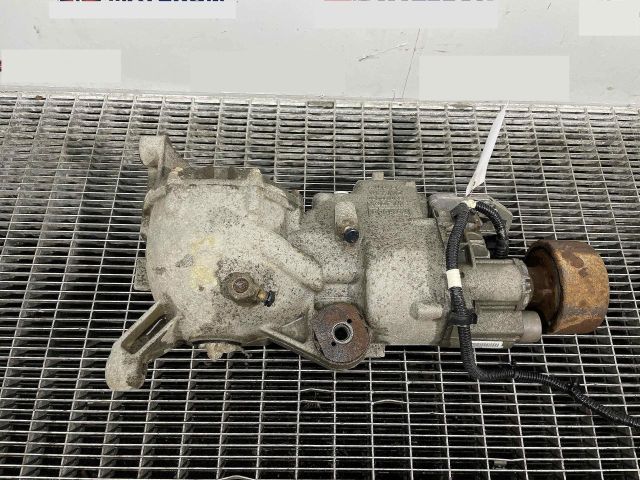 bontott FORD KUGA Differenciálmű Tartó Bak