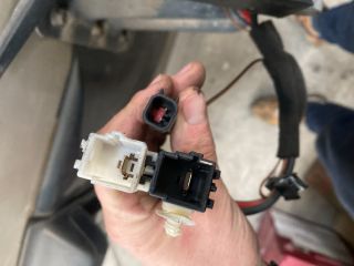 bontott FORD KUGA Előfűtő (Elektromos)