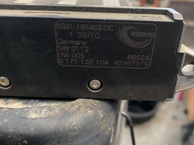 bontott FORD KUGA Előfűtő (Elektromos)