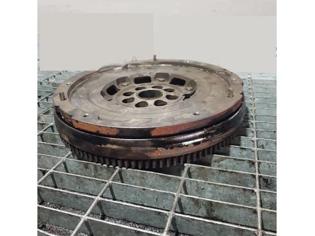 bontott FORD KUGA Fogaskoszorú