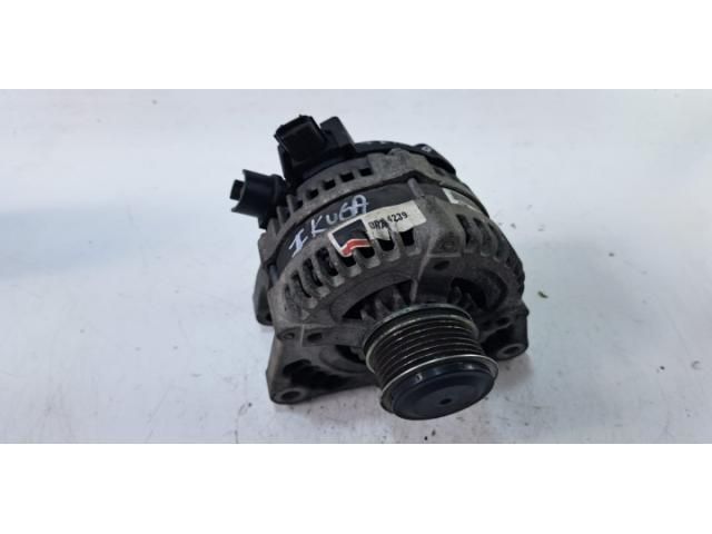 bontott FORD KUGA Generátor
