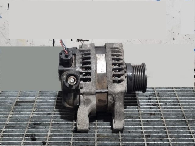 bontott FORD KUGA Generátor