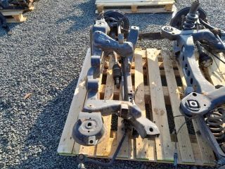 bontott FORD KUGA Hátsó Bölcső