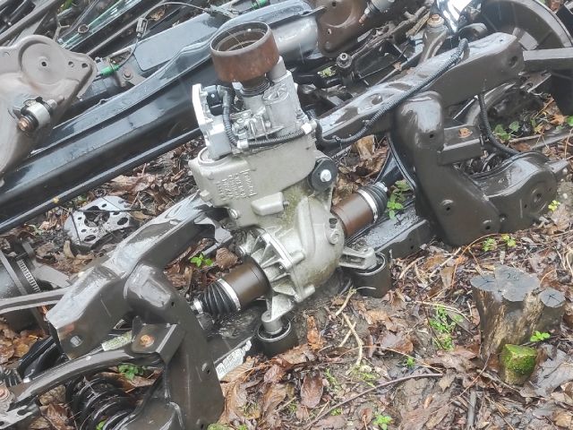 bontott FORD KUGA Hátsó Differenciálmű