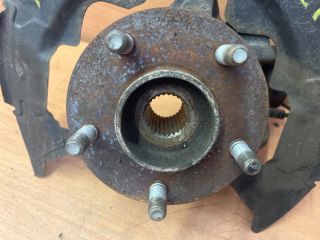 bontott FORD KUGA Jobb első Csonkállvány Kerékaggyal