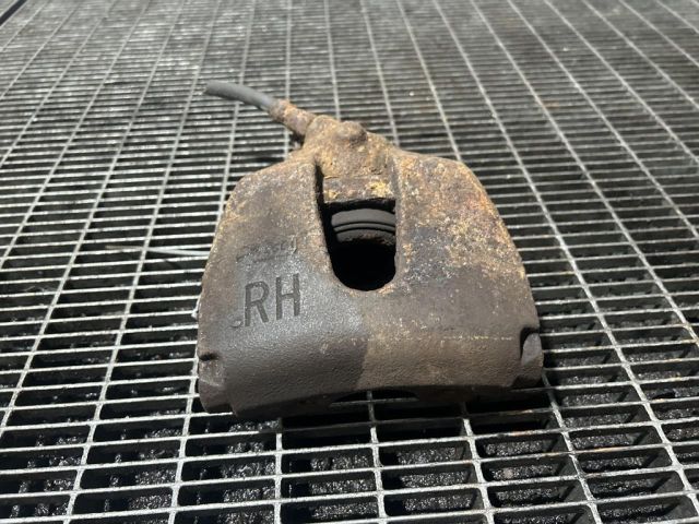 bontott FORD KUGA Jobb első Fékkengyel