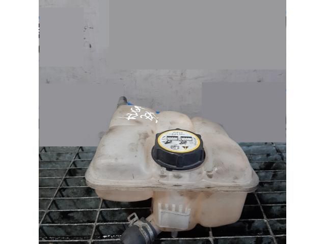 bontott FORD KUGA Kiegyenlítő Tartály