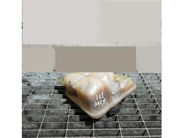 bontott FORD KUGA Kiegyenlítő Tartály