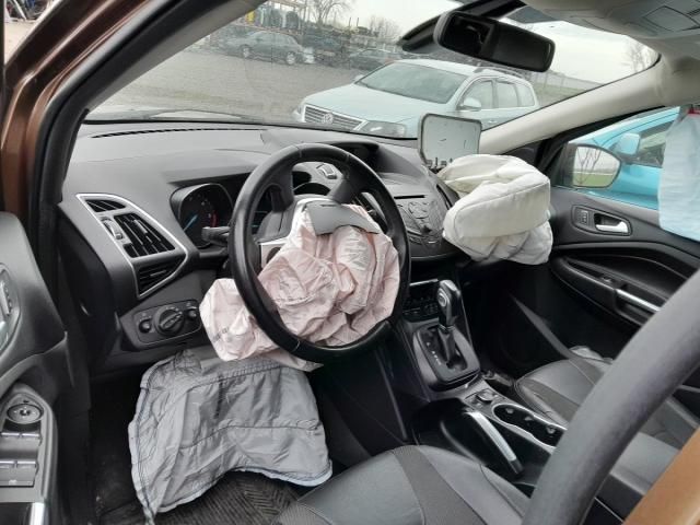 bontott FORD KUGA Kiegyenlítő Tartály